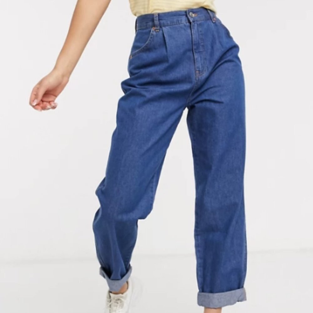 Asos Design Lightweight Pleat Front Mom Jeans - 26